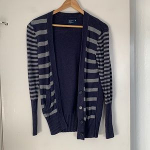 American eagle cardigan
